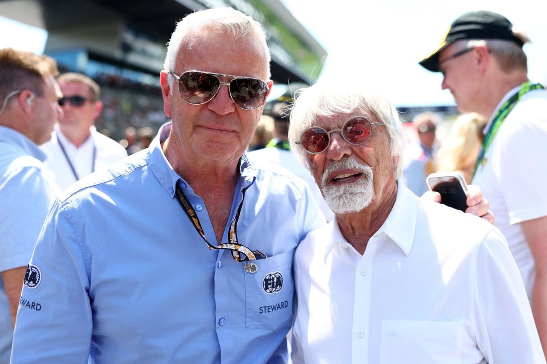 Derek Warwick, FIA Steward on the grid with Bernie Ecclestone