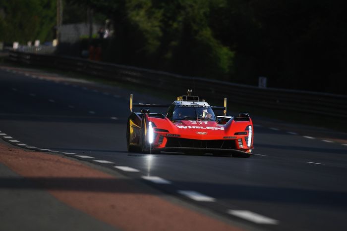 #311 Cadillac Whelen Cadillac V-Series.R: Jack Aitken, Felipe Drugovich, Frederik Vesti