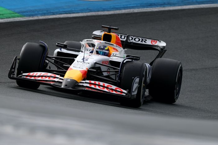 Isack Hadjar, Equipo Racing Bulls