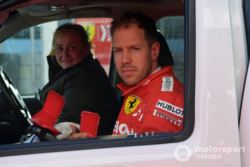 Себастьян Феттель, Ferrari після зупинки на трасі
