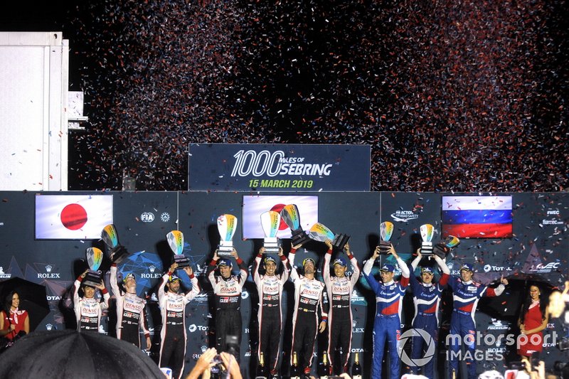 Podio: i vincitori della gara #8 Toyota Gazoo Racing Toyota TS050: Sébastien Buemi, Kazuki Nakajima, Fernando Alonso, al secondo posto #7 Toyota Gazoo Racing Toyota TS050: Mike Conway, Kamui Kobayashi, Jose Maria Lopez, al terzo posto #11 SMP Racing BR Engineering BR1: Mikhail Aleshin, Vitaly Petrov, Brandon Hartley