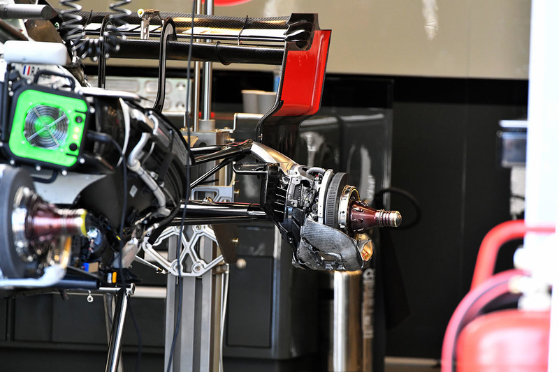 Haas F1 Team VF-18