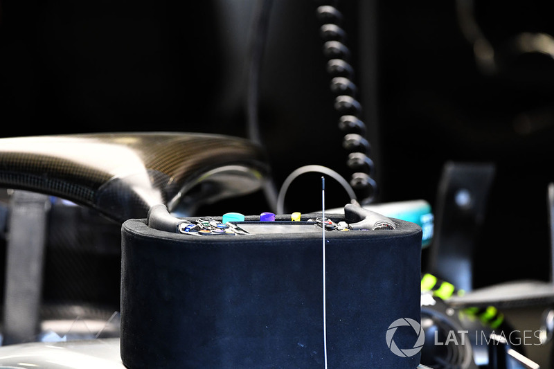 Mercedes-AMG F1 W09 EQ Power steering wheel
