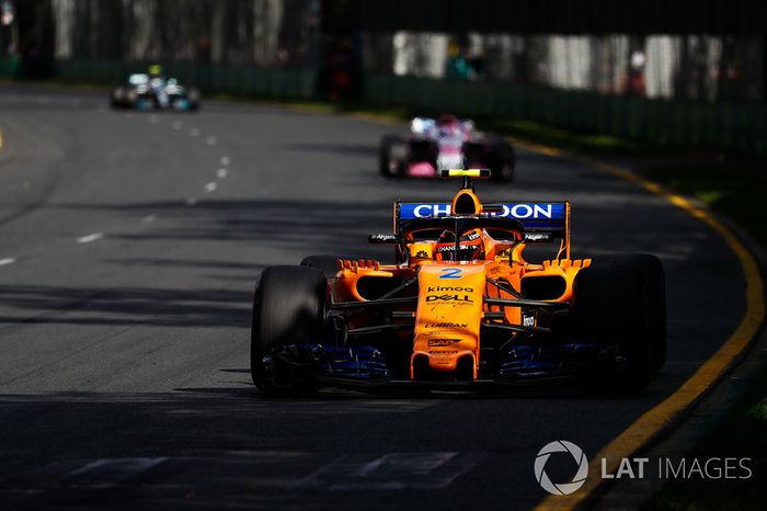 Stoffel Vandoorne, McLaren MCL33 Renault