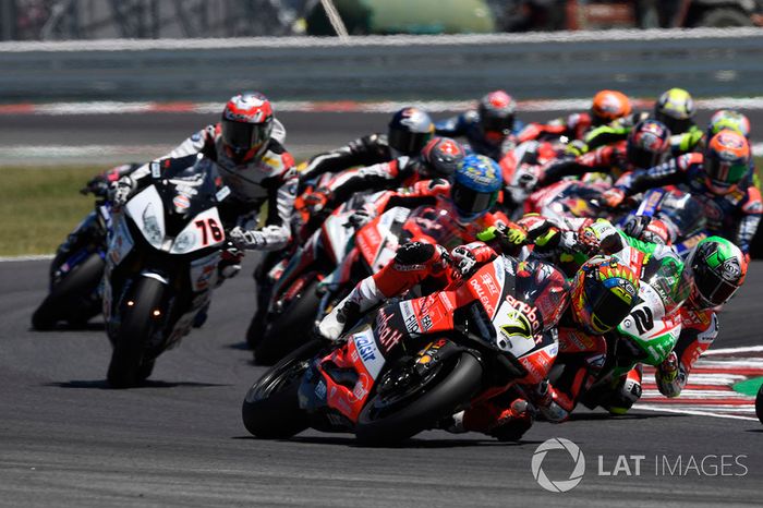 Chaz Davies, Aruba.it Racing-Ducati SBK Team, Xavi Fores, Barni Racing Team