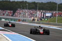 Kevin Magnussen, Haas F1 Team VF-18, Romain Grosjean, Haas F1 Team VF-18