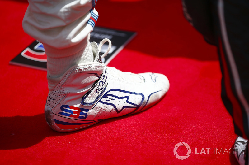 The boots of Sergey Sirotkin, Williams Racing