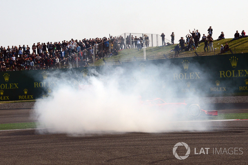 Sebastian Vettel, Ferrari SF71H and Max Verstappen, Red Bull Racing RB14 clash