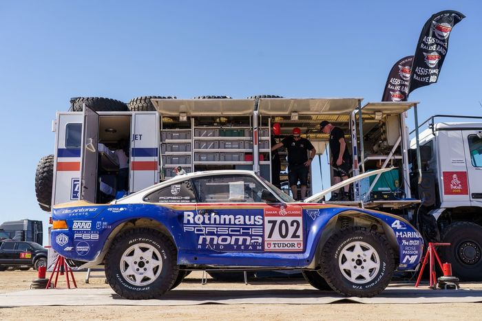#702 Momabikes Raid Team Porsche: Juan Morera, Lidia Ruba