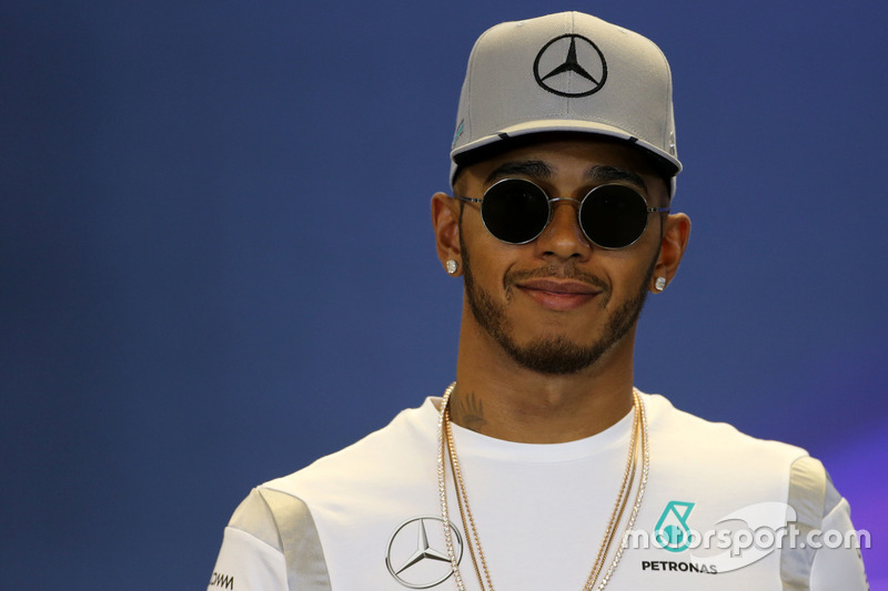 Lewis Hamilton, Mercedes AMG F1 Team en Conferencia de prensa FIA