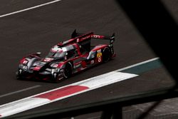 #8 Audi Sport Team Joest Audi R18 e-tron quattro: Lucas di Grassi, Loic Duval, Oliver Jarvis
