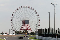 Carlos Sainz Jr., Scuderia Toro Rosso STR11 y Daniil Kvyat, Scuderia Toro Rosso STR11
