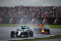 Льюіс Хемілтон, Mercedes AMG F1 W07