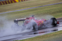 Sebastian Vettel, Ferrari, teste les pneus Pirelli 2017
