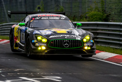 #88 Haribo Racing Team-AMG, Mercedes-AMG GT3: Uwe Alzen, Lance David Arnold; Maximilian Götz, Jan Se
