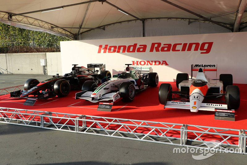 McLaren Honda MP4-30, Honda RA108, McLaren Honda MP4/5 of Ayrton Senna