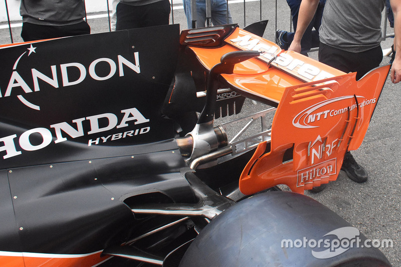 Arrière de la McLaren MCL32