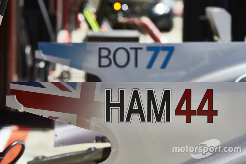 Mercedes AMG F1: Льюис Хэмилтон и Валттери Боттас