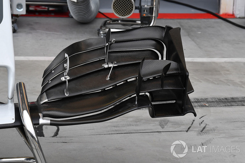 Aileron avant de la Haas VF-17