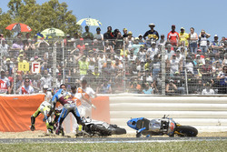 Chute de Jack Miller, Estrella Galicia 0,0 Marc VDS, et Alvaro Bautista, Aspar Racing Team