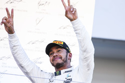 Race winner Lewis Hamilton, Mercedes AMG F1, on the podium