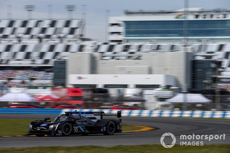 #10 Konica Minolta Cadillac DPi-V.R. Cadillac DPi, DPi: Renger Van Der Zande, Jordan Taylor, Fernando Alonso Diaz, Kamui Kobayashi