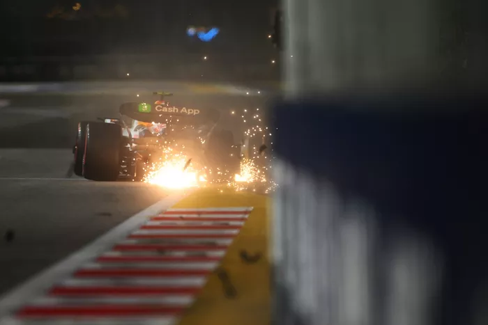 Liam Lawson, accidente del equipo Racing Bulls