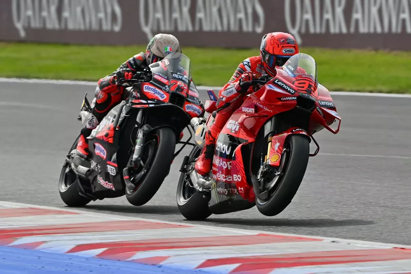 Marco Bezzecchi, Aprilia Racing, Marc Marquez, Ducati Team