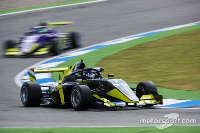 Keszthelyi Vivien, W Series