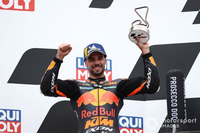 Podio: tercer lugar Miguel Oliveira, Red Bull KTM Factory Racing