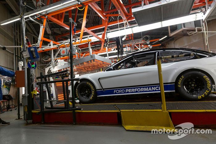 2019 Monster Energy NASCAR Cup Series Mustang