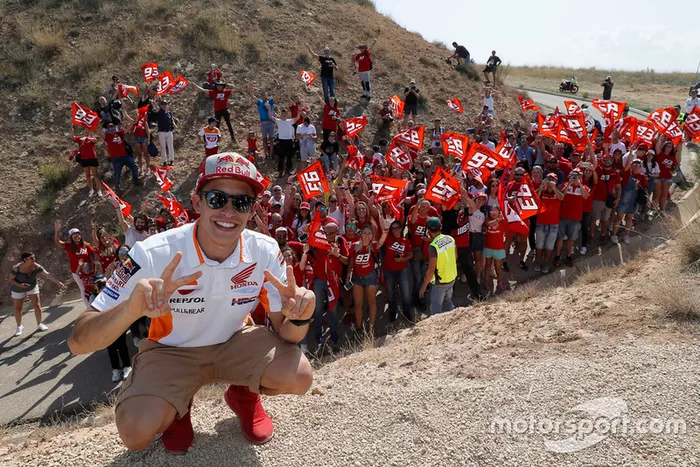 Inauguración curva Márquez