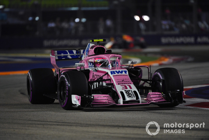 9: Естебан Окон, Racing Point Force India VJM11, 1'38.365