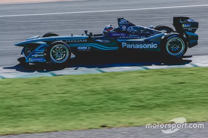 Teste de Sérgio Jimenez em carro da Fórmula E em Valência