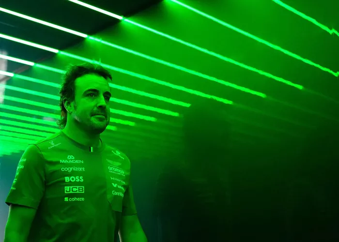 Fernando Alonso, Aston Martin Racing