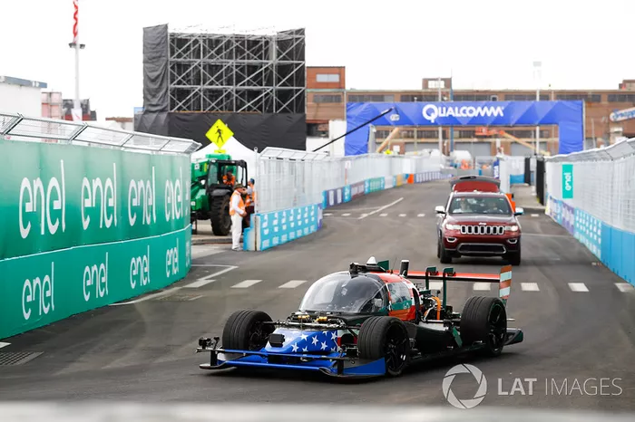 Coche Roborace