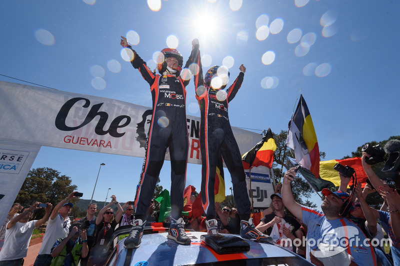 Ganadores Thierry Neuville, Nicolas Gilsoul, Hyundai i20 Coupe WRC, Hyundai Motorsport