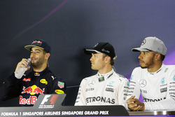 Pressekonferenz: Polesitter Nico Rosberg, Mercedes AMG F1; 2. Daniel Ricciardo, Red Bull Racing; 3.