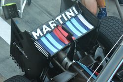 Williams FW38, Rear wing