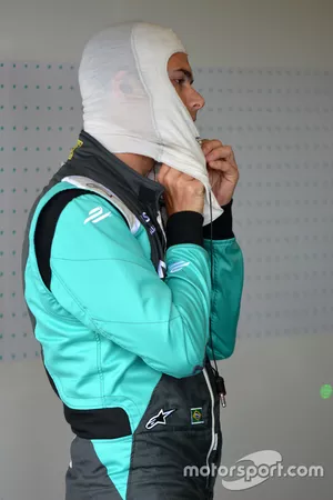 Nelson Piquet Jr., NEXTEV TCR Formula E Team
