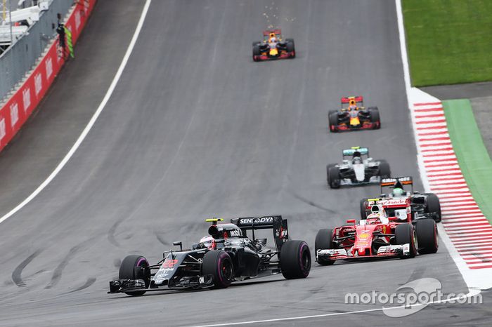 Jenson Button, McLaren MP4-31