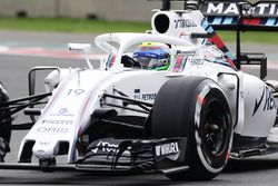 Felipe Massa, Williams FW38 con la cubierta de la cabina de Halo