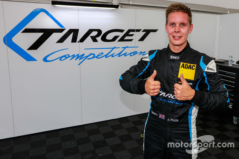 TCR Deutschland: Josh Files, Target Competition