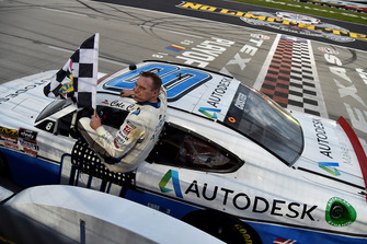 Race winner Cole Custer, Stewart-Haas Racing, Ford Mustang