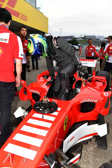Felipe Massa, Ferrari at Legends F1 30th Anniversary Lap Demonstration
