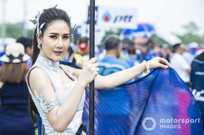 Rajtrácslányok a Thai Nagydíjról