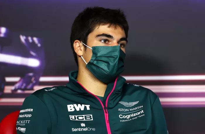 Lance Stroll, Aston Martin durante la conferencia de prensa