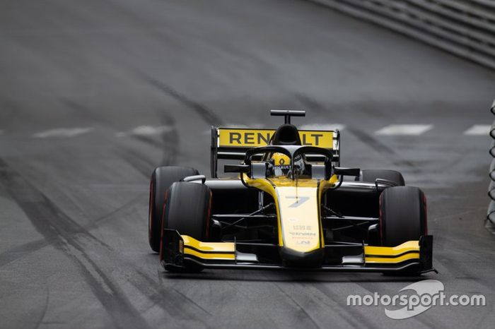 Guanyu Zhou, UNI Virtuosi Racing
