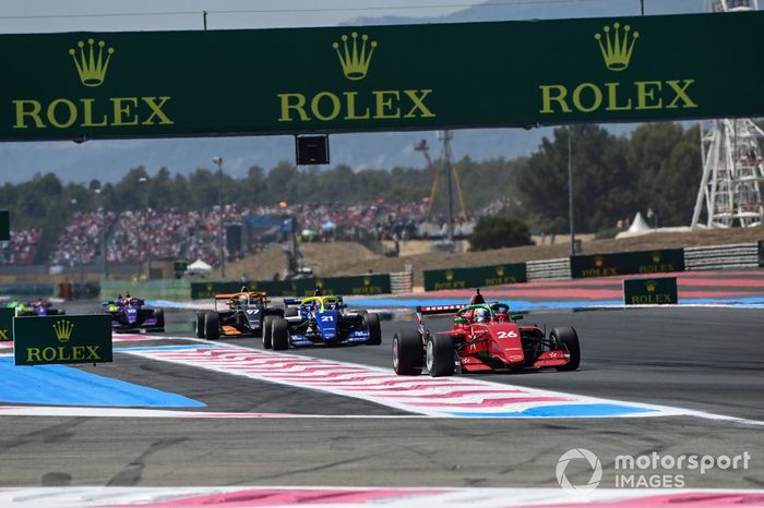 Sarah Moore, Scuderia W