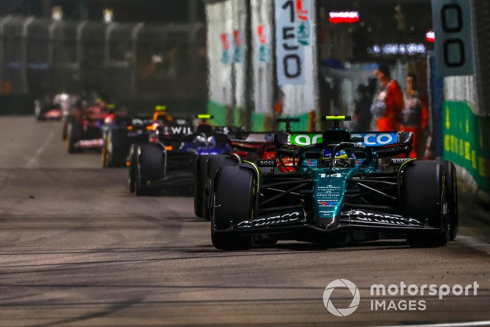 Fernando Alonso, Aston Martin AMR24, Charles Leclerc, Ferrari SF-24, Franco Colapinto, Williams FW46